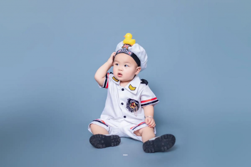 专业助孕公司宝宝老摇头怎么回事